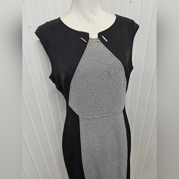 Elegant Black and Gray Pencil Dress Studio One 10 - Picture 2 of 4